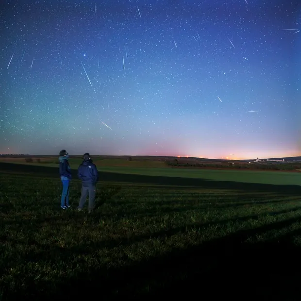 Obraz zawierający trawa, na wolnym powietrzu, niebo, pole

Opis wygenerowany automatycznie